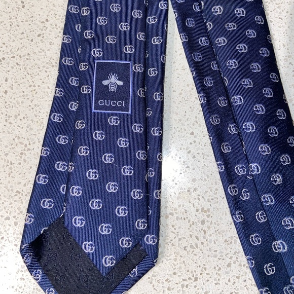 Gucci Tie - Picture 2 of 3